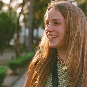 Meet your Posher, Olivia